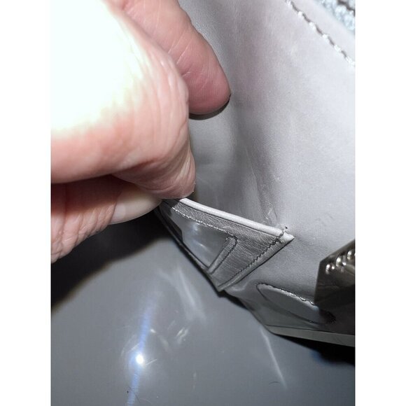 HOBO International Lauren Clutch Wallet Light Gray Leather KissLock Double Frame - Picture 8 of 16